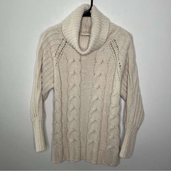 Moon & Madison Cream Cable Knit Turtleneck XS - Picture 2 of 5